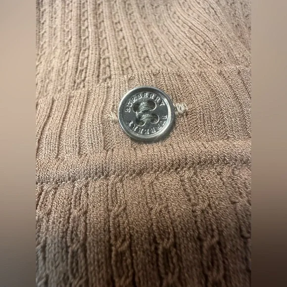 Burberry Beige Ribbed Knit sweater with silver buttons. Size 2. - Picture 6 of 7